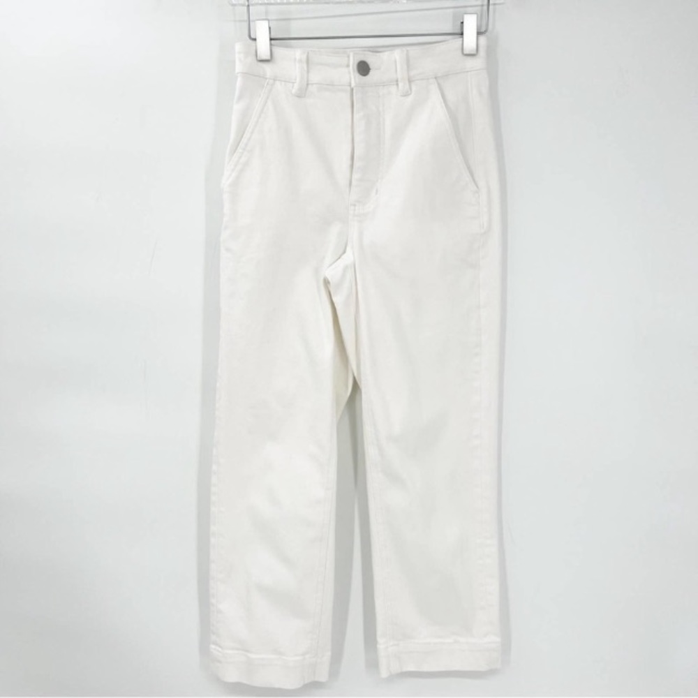 Everlane Cropped Straight Jeans (00 Short in White)